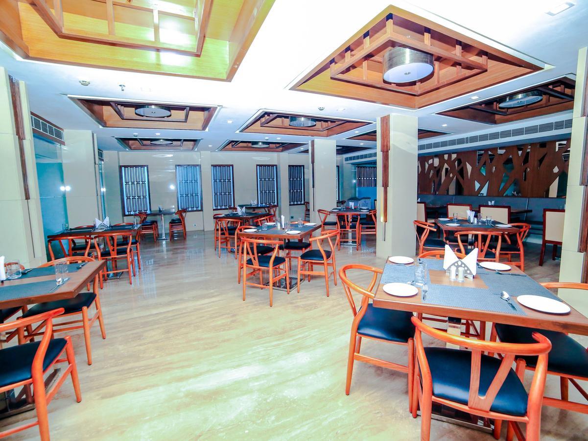 Oyo 6472 Hotel Metropolitan Mohammadnagar Exterior foto