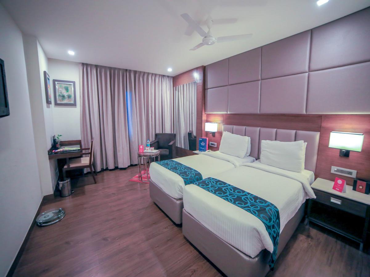 Oyo 6472 Hotel Metropolitan Mohammadnagar Exterior foto